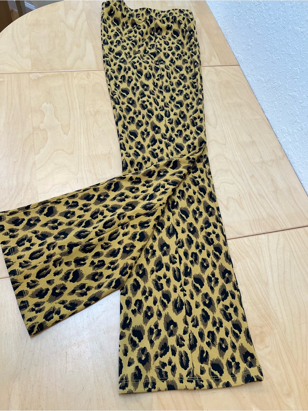IMAN women’s Leopard Print Wide-Leg Leggings - Mustard & Black size XLT